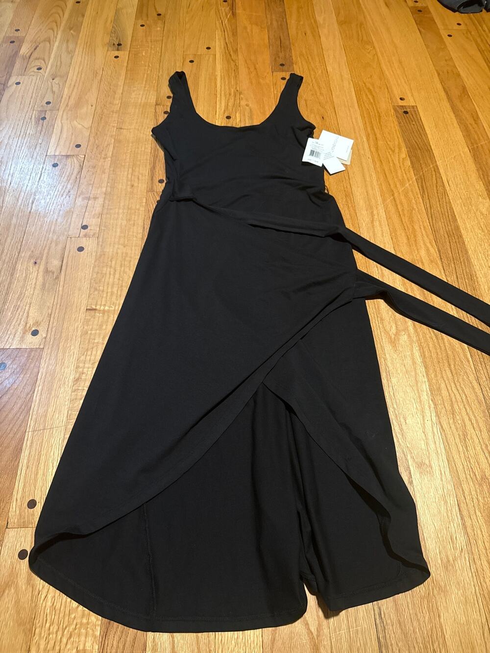 NEW Beyond Yoga Women’s M Black Wrap Midi Dress Tie Waist DW6248 NWT